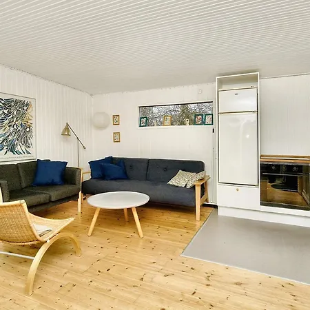 Tranquil Retreat At Tuse Na S-By Traum *