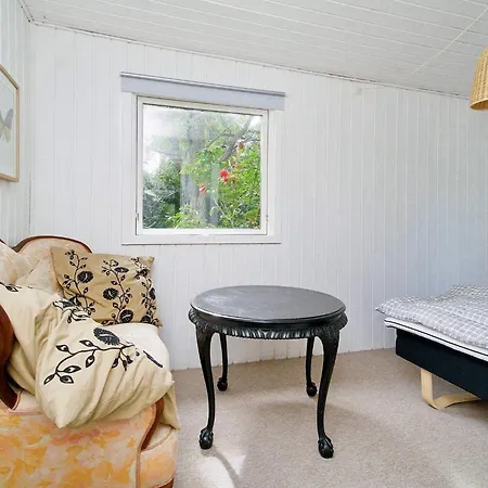 Tranquil Retreat At Tuse Na S-By Traum Holiday home *